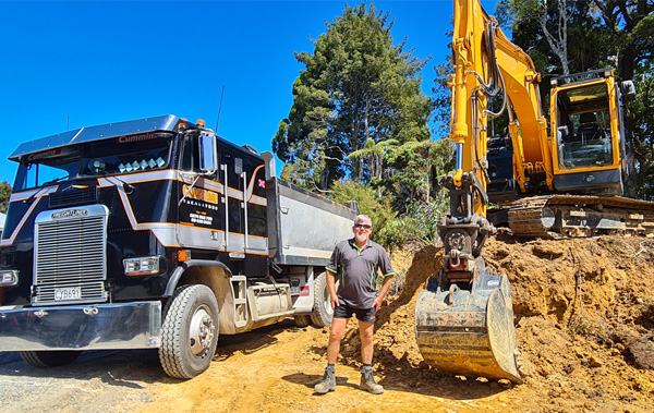 excavator-digger-hire-whangarei